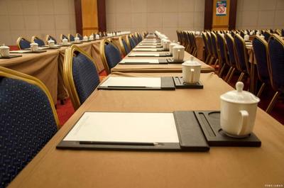 專業(yè)會(huì)議音樂指南 從暖場到頒獎(jiǎng)，打造高效會(huì)議氛圍